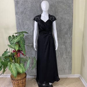 Jade Couture Size 8 Black Evening Formal Gala, Prom Gown modest